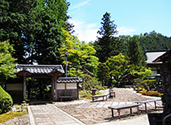 長安寺の様子